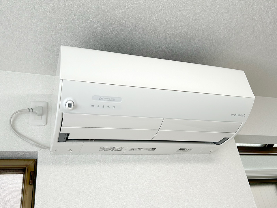 自動お掃除機能付きエアコン